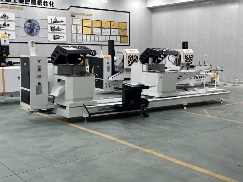 1753414892532412.jpg ماكينة سي ان سي.jpg